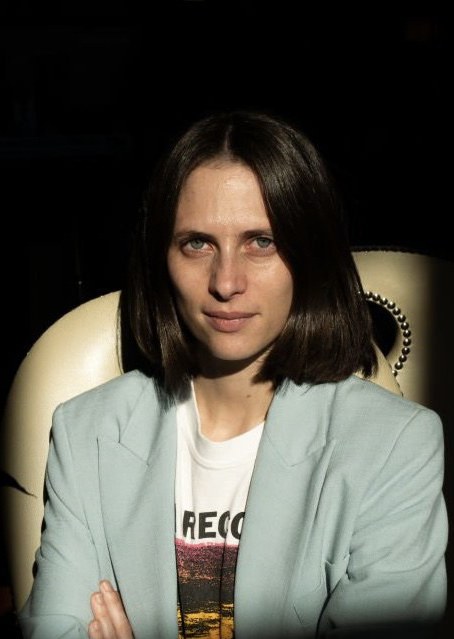 卡罗琳娜·帕沃恩 Carolina Pavone