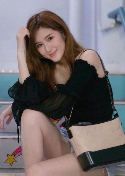 巩姿希 Krystl Kung