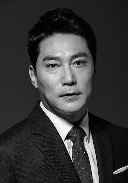 洪瑞俊 Seo-joon Hong