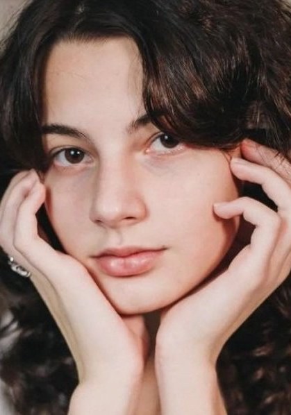 妮科尔·索雷斯 Nicole Sorace