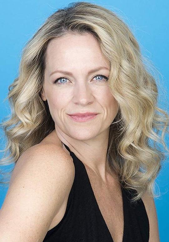 史蒂芬·穆尔 Stephanie Moore