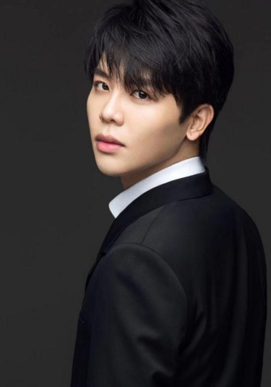 贾凡 Fan Jia