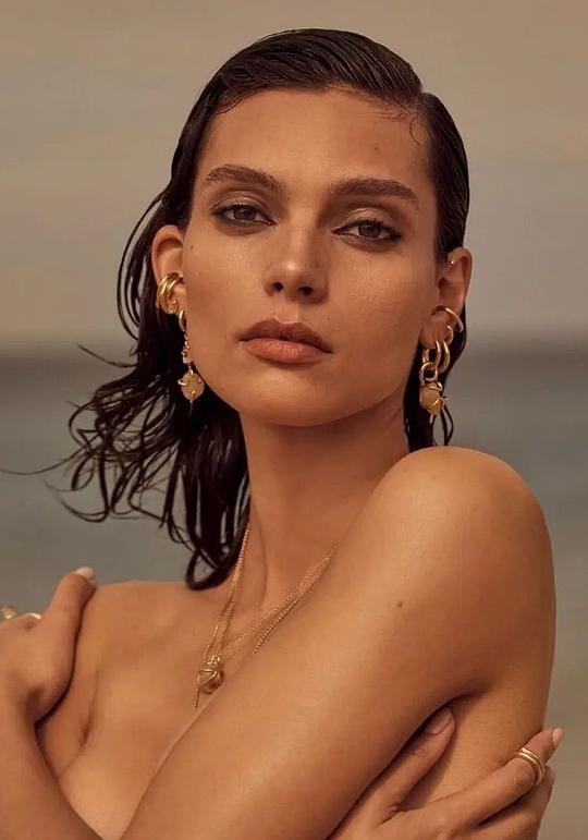 查理·弗雷泽 Charlee Fraser