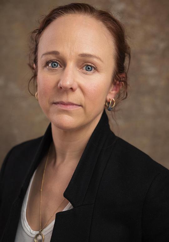艾玛·曼顿 Emma Manton