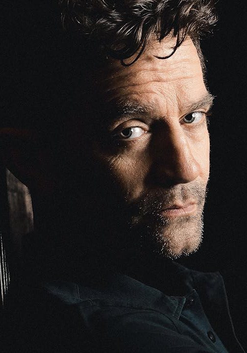 詹姆斯·弗莱恩 James Frain