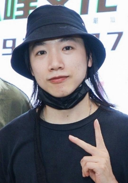 朱晓鹏 Xiaopeng Zhu