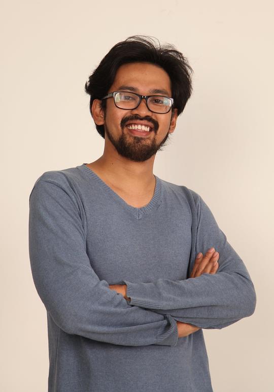 马克布尔·穆巴拉克 Makbul Mubarak