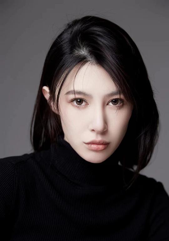 周潼怡 Tong Yi Chou