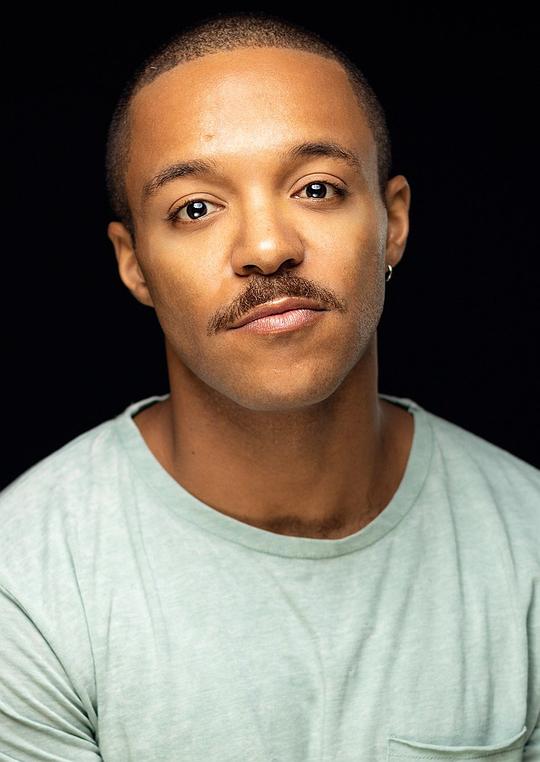 克里斯托弗·利文斯顿 Christopher Livingston