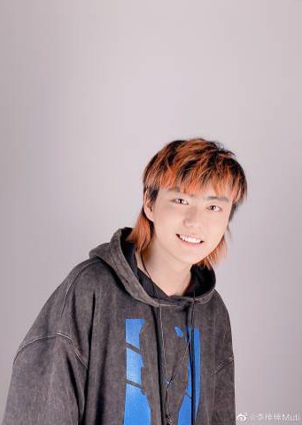 李棒棒