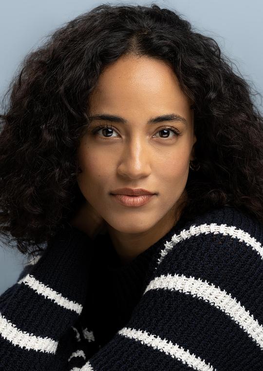 Alexandra Metz Alexandra Metz