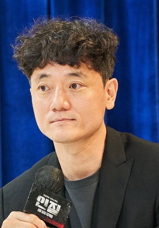 毕感成 Gam-sung Pil
