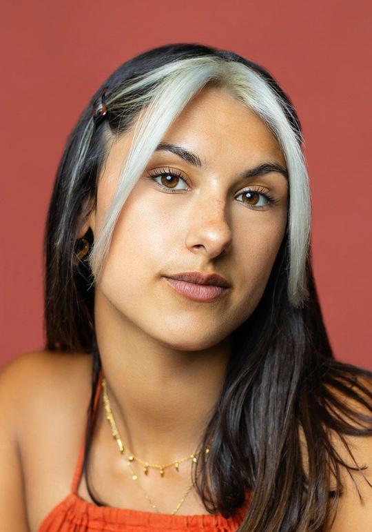 妮娜·辛格 Nina Singh