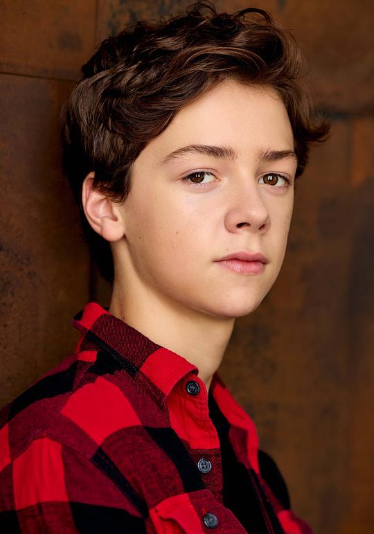 蒂尔南·琼斯 Tiernan Jones