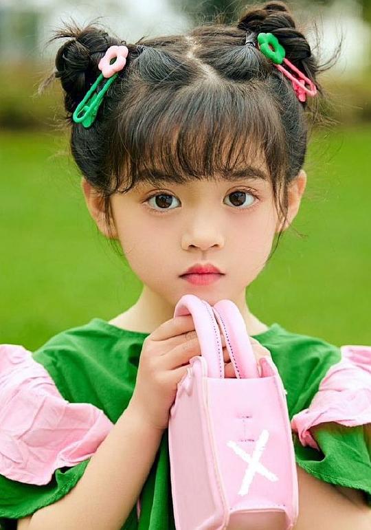 王伊晨 Yichen Wang