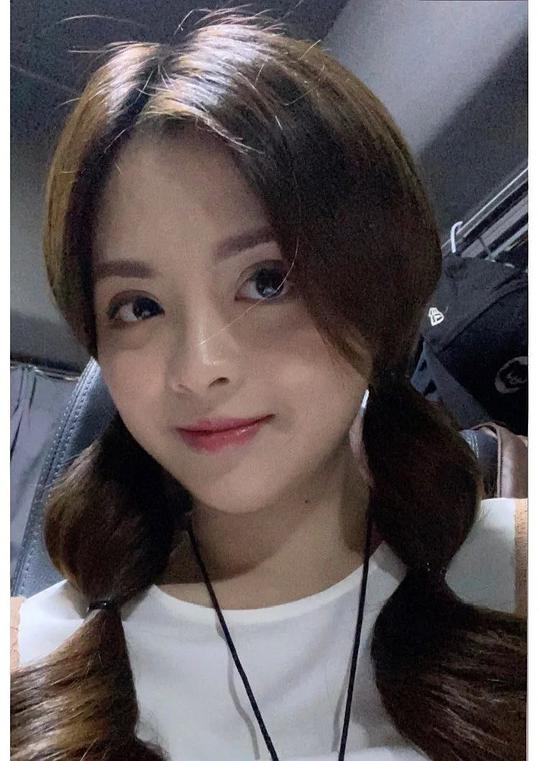 史颖乔 Clementine Sze