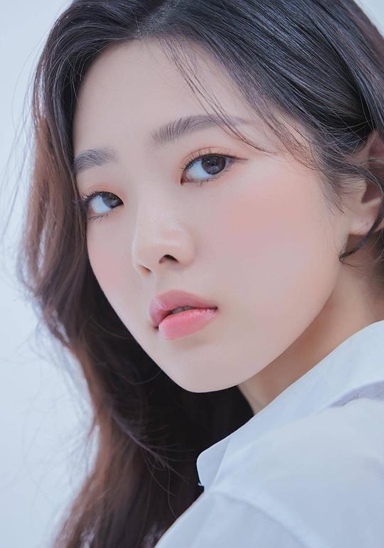 文伊贞 Ye-jin Moon