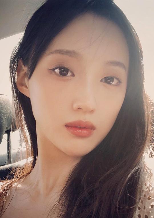 闫可欣 Yan Ke Xin