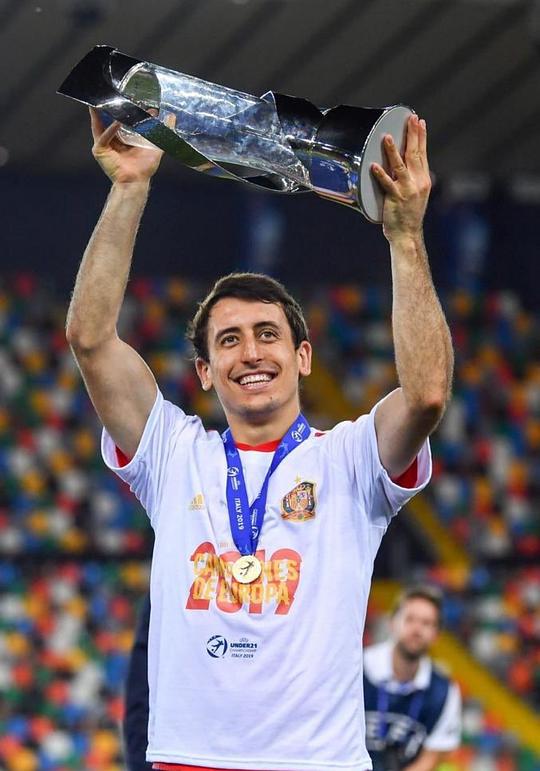 米克尔·奥亚萨瓦尔 Mikel Oyarzabal