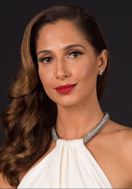 卡米拉•皮坦佳 Camila Pitanga