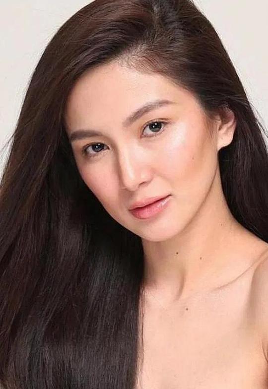 Sheena Halili Sheena Halili