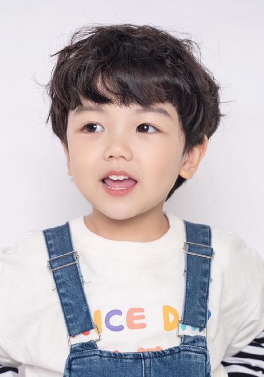 乔梓童 Zitong Qiao