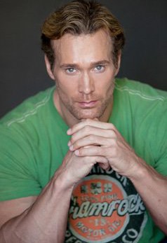 迈克尔·奥赫恩 Michael O'Hearn