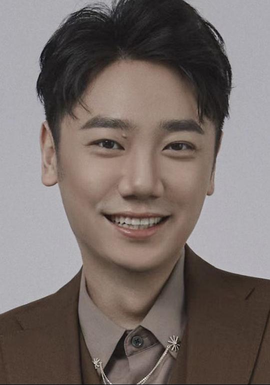 崔睿 Rui Cui