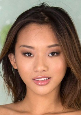 李丽娜 Alina Li