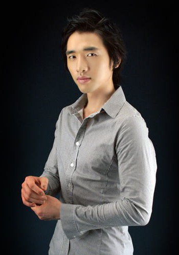 河成 Sung Ha