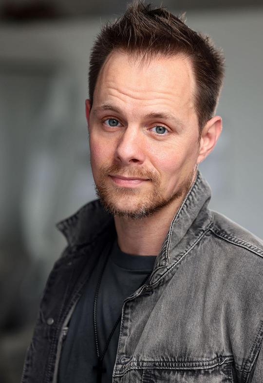 布莱恩·麦克卢尔 Bryan McClure