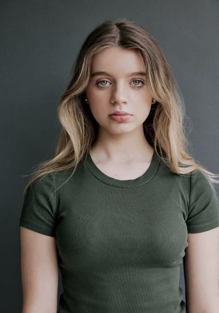 英格丽·托蕾莉 Ingrid Torelli