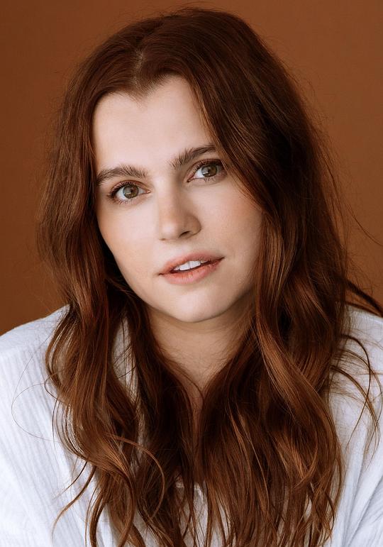 麦迪逊·格雷夫斯 Madison Graves