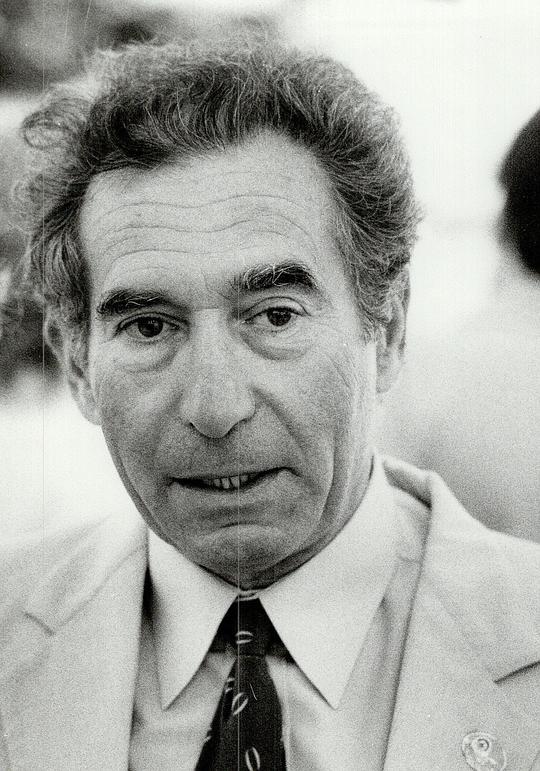 保罗·索尔斯 Paul Soles