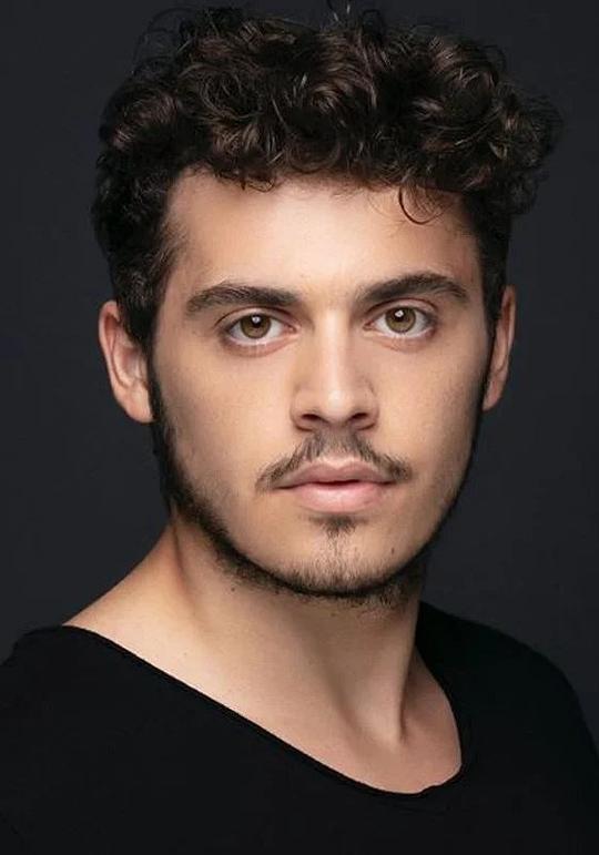 凯雷姆·阿尔普·喀布尔 Kerem Alp Kabul