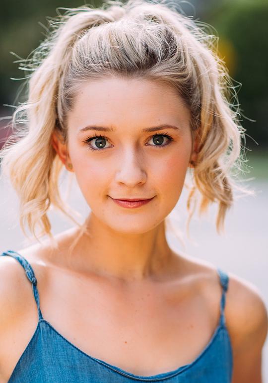 塞西莉·布鲁瑞克斯 Cecily Breaux