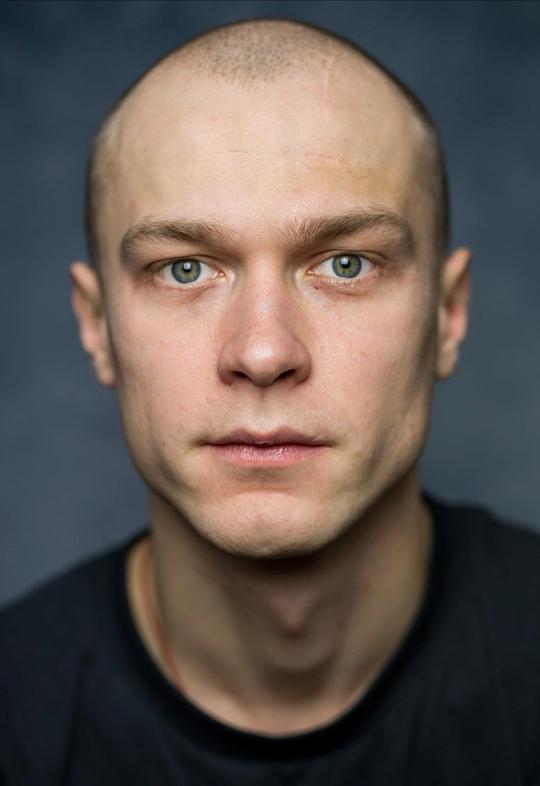 尤拉·鲍里索夫 Yura Borisov