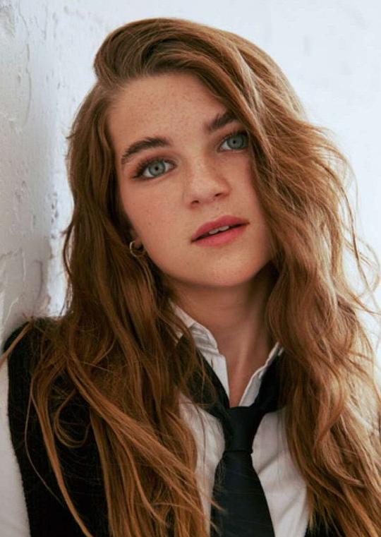 拉根·雷沃德 Raegan Revord