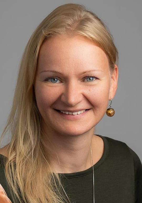 卡迪·基维洛 Kadi Kivilo