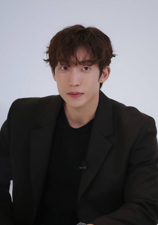 李相二 Sang-yi Lee