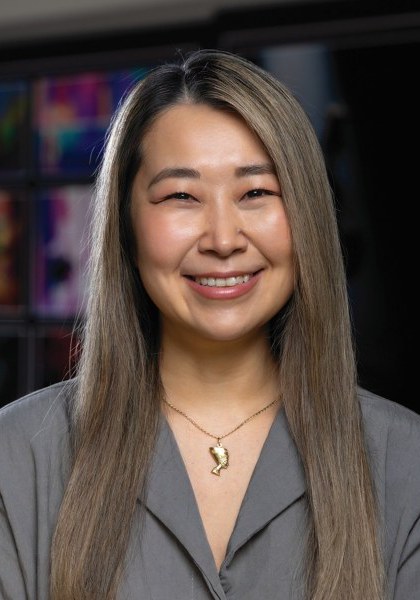 玛吉·康 Maggie Kang