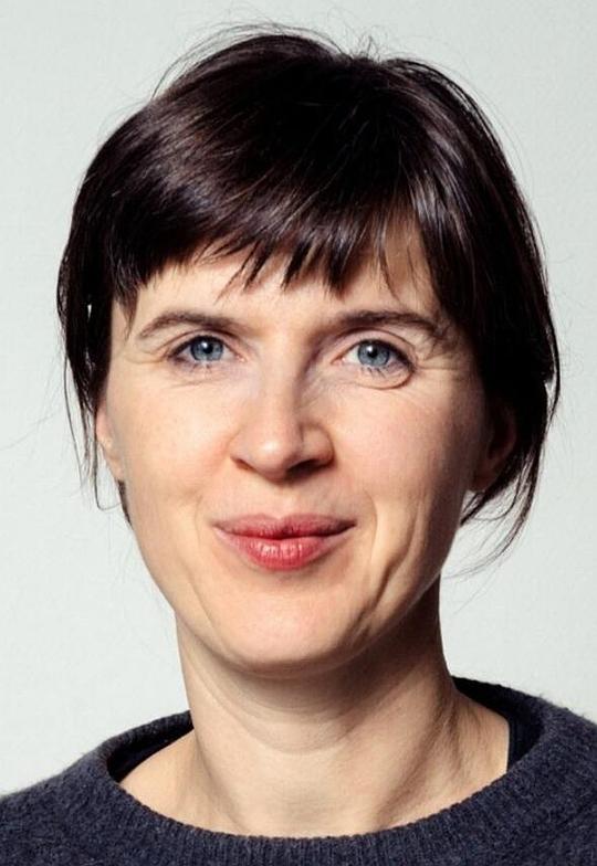 莉莉娅·英戈尔夫斯多蒂尔 Lilja Ingolfsdottir