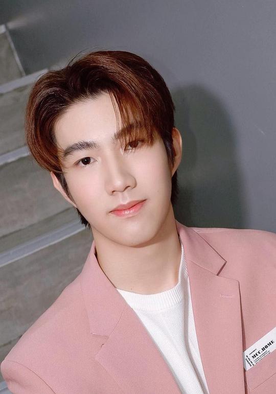 里欧·斯拉坡普·派缇披纳特斯瑞 Leo Sirapob Pratipnatsir