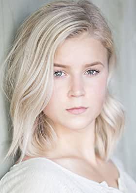 朱莉娅·多明扎克 Julia Dominczak