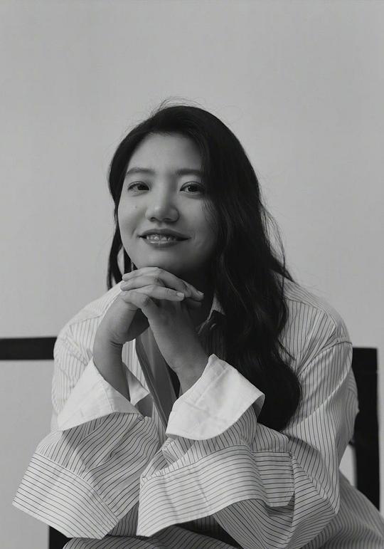 何一非 Yifei He
