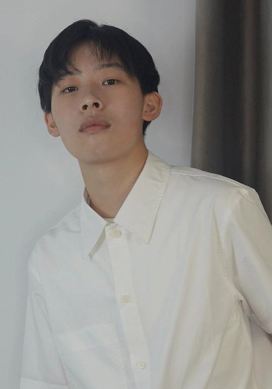 周思瑜 George Zhou