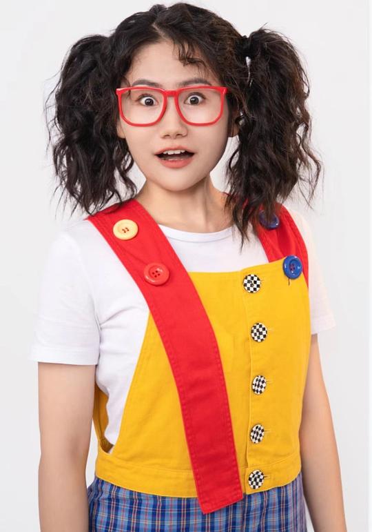 李东甜 Lee