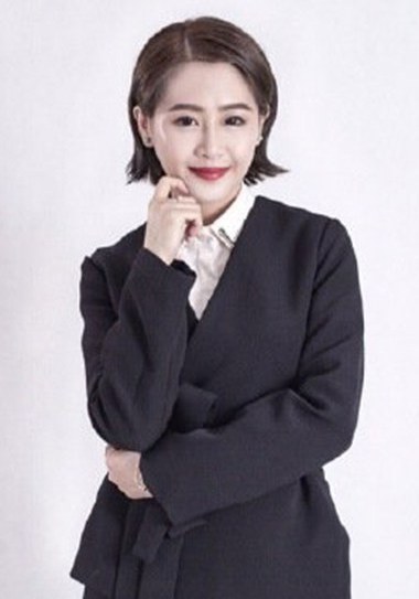 李倩影 Qianying Li
