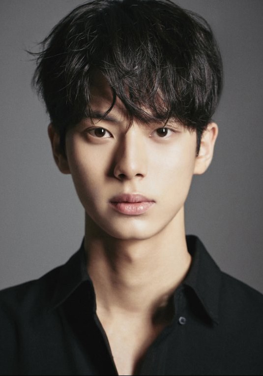 李彩玟 Chae-min Lee