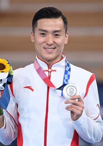 董栋 Dong Dong